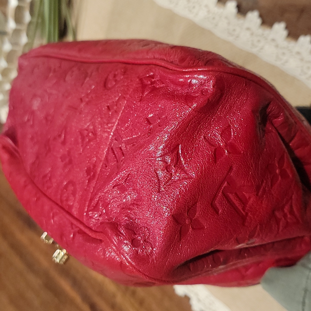 🎉SOLD🎉  🦄 ULTRA RARE 🦄 LV Maidia Rubel Red bag - Picture 9 of 16